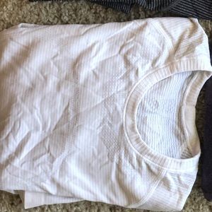 White Lululemon swiftly long sleeve size 6.